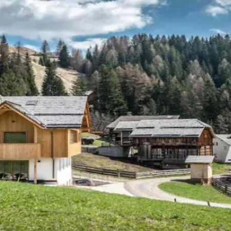 Gem Like Chalet In Alps Apartment